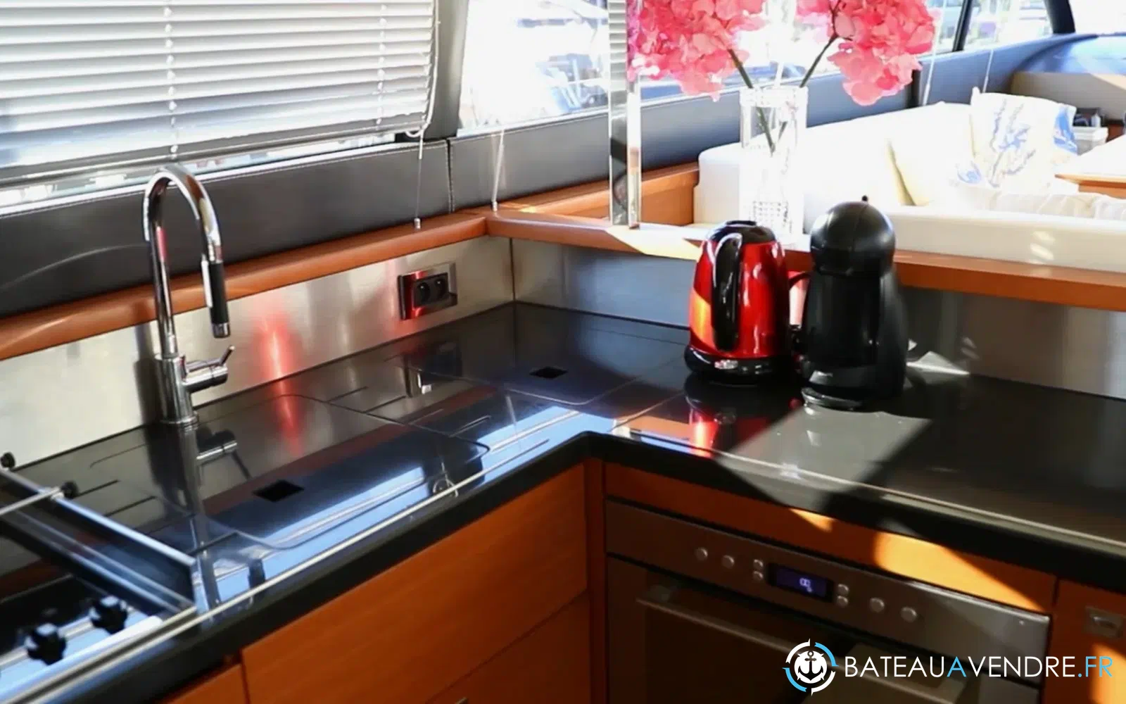 slider 28 Prestige Yachts 620 S