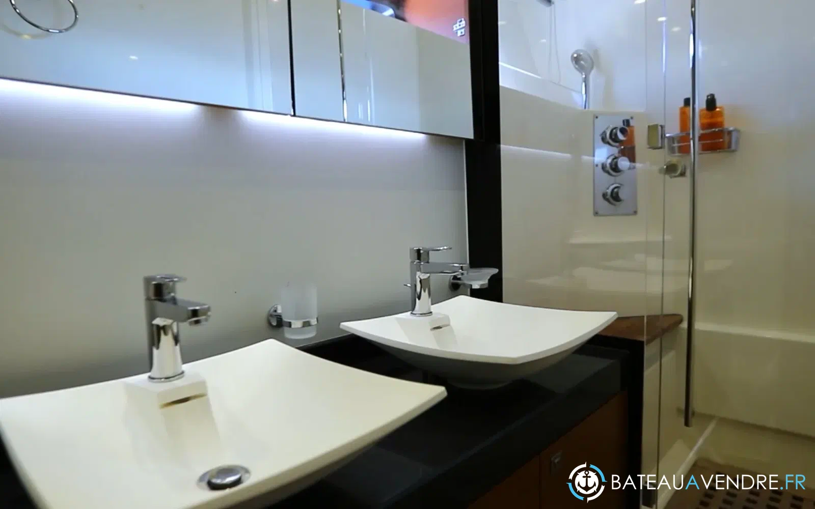 slider 34 Prestige Yachts 620 S