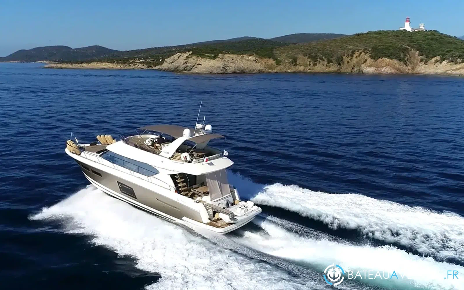 slider 6 Prestige Yachts 620 S