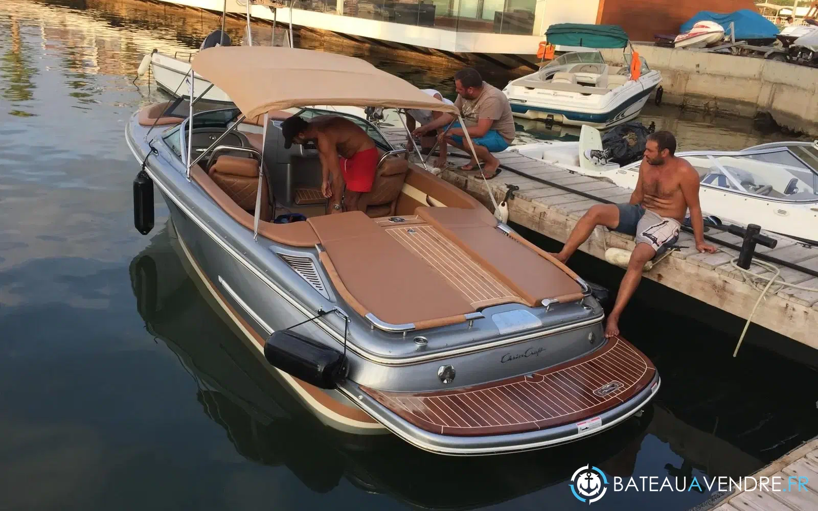 slider 4 Chris Craft Carina 21