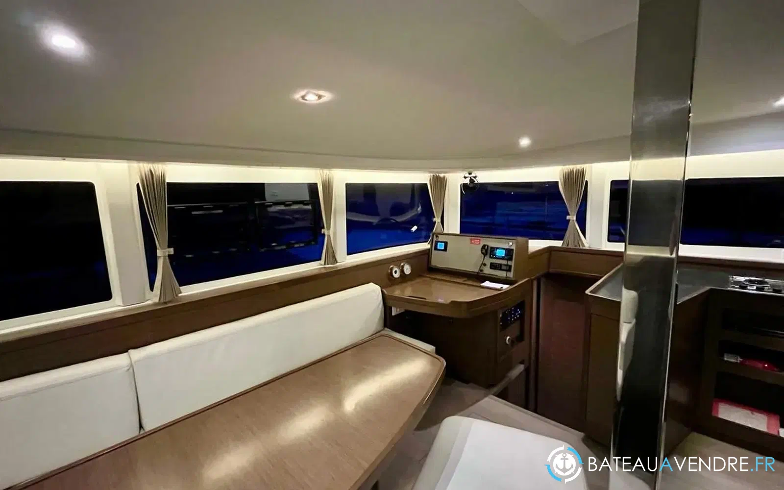 slider 13 Lagoon 42