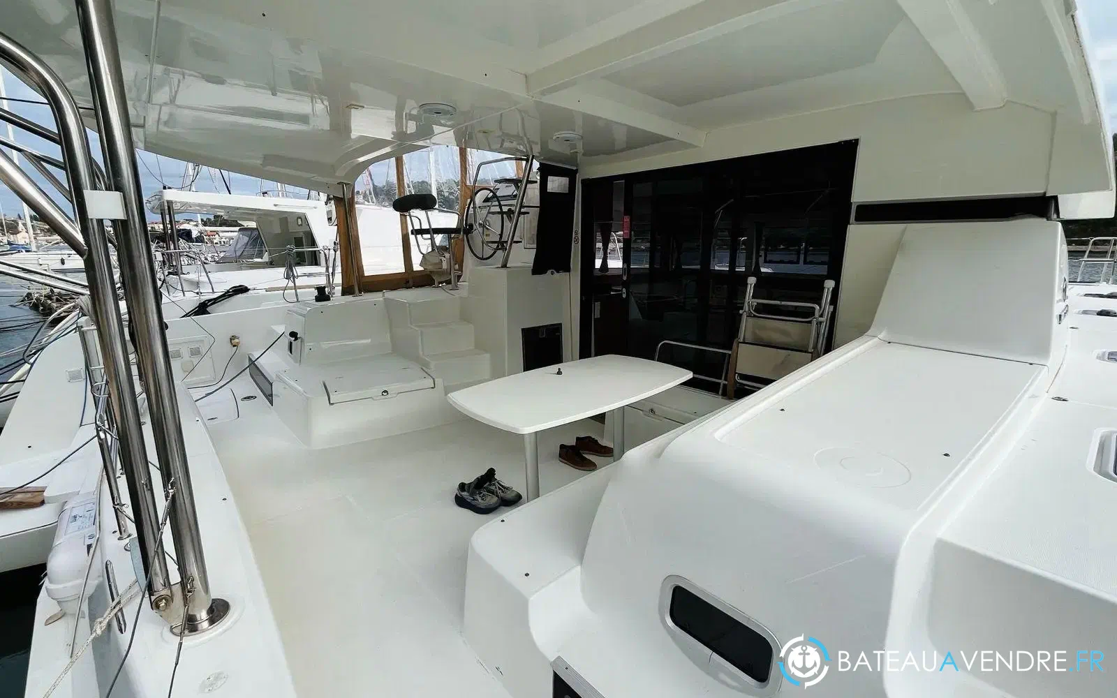 slider 8 Lagoon 42