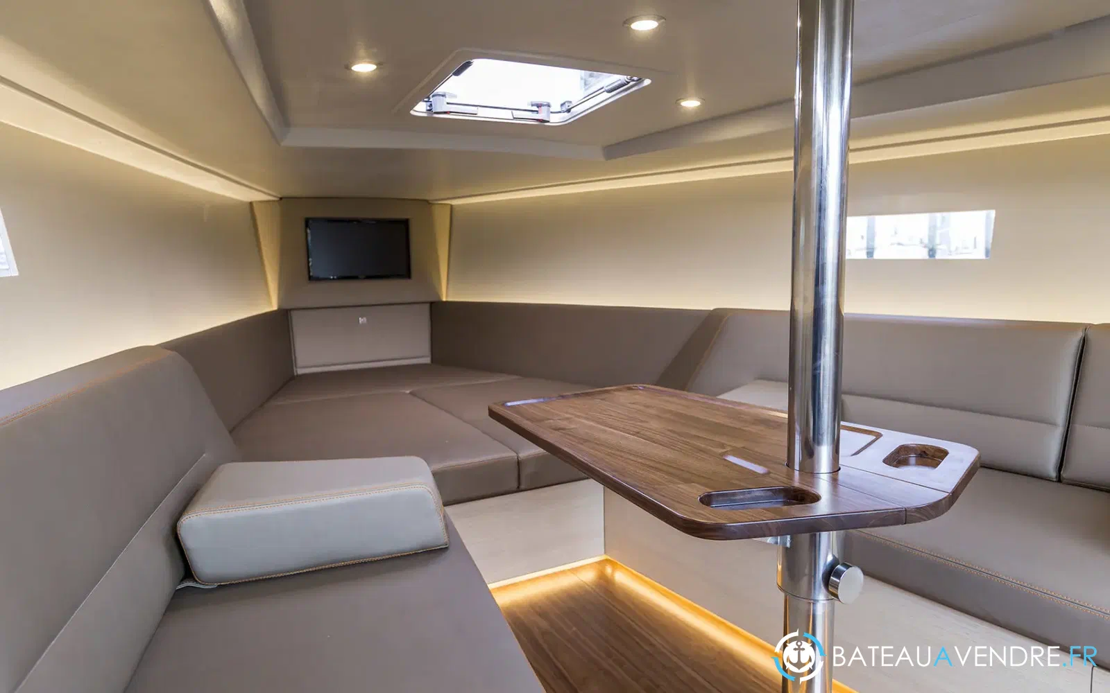 slider 12 Saffier SE 37 Lounge