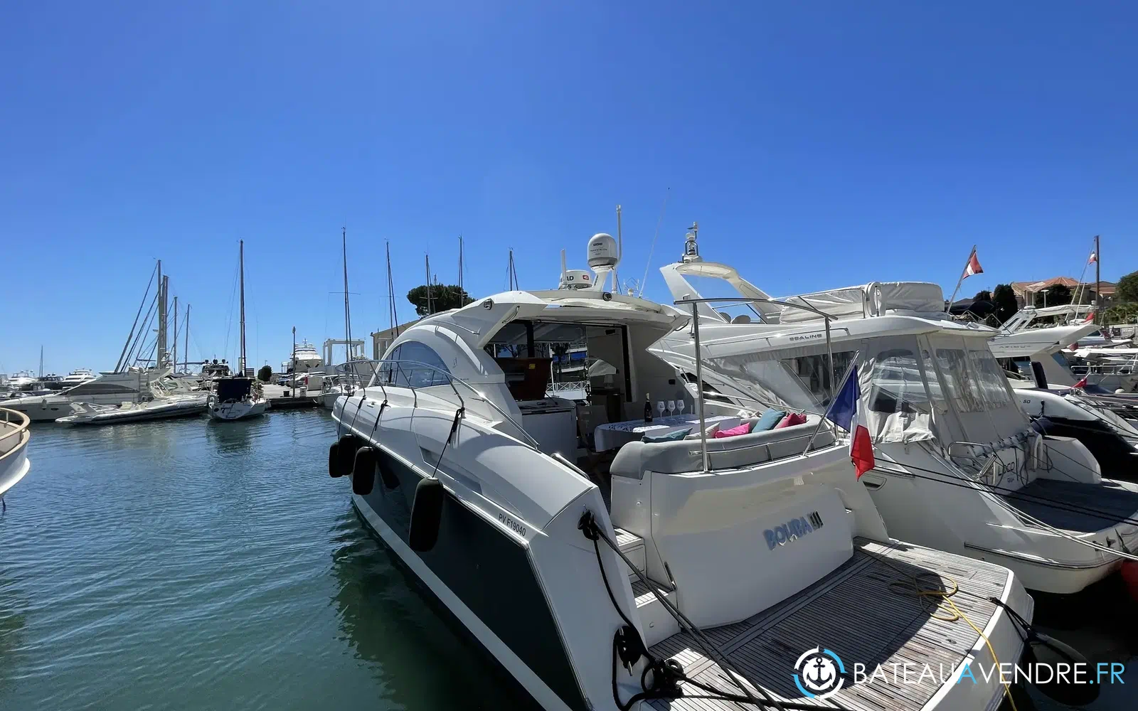 slider 0 Beneteau Gran Turismo 49
