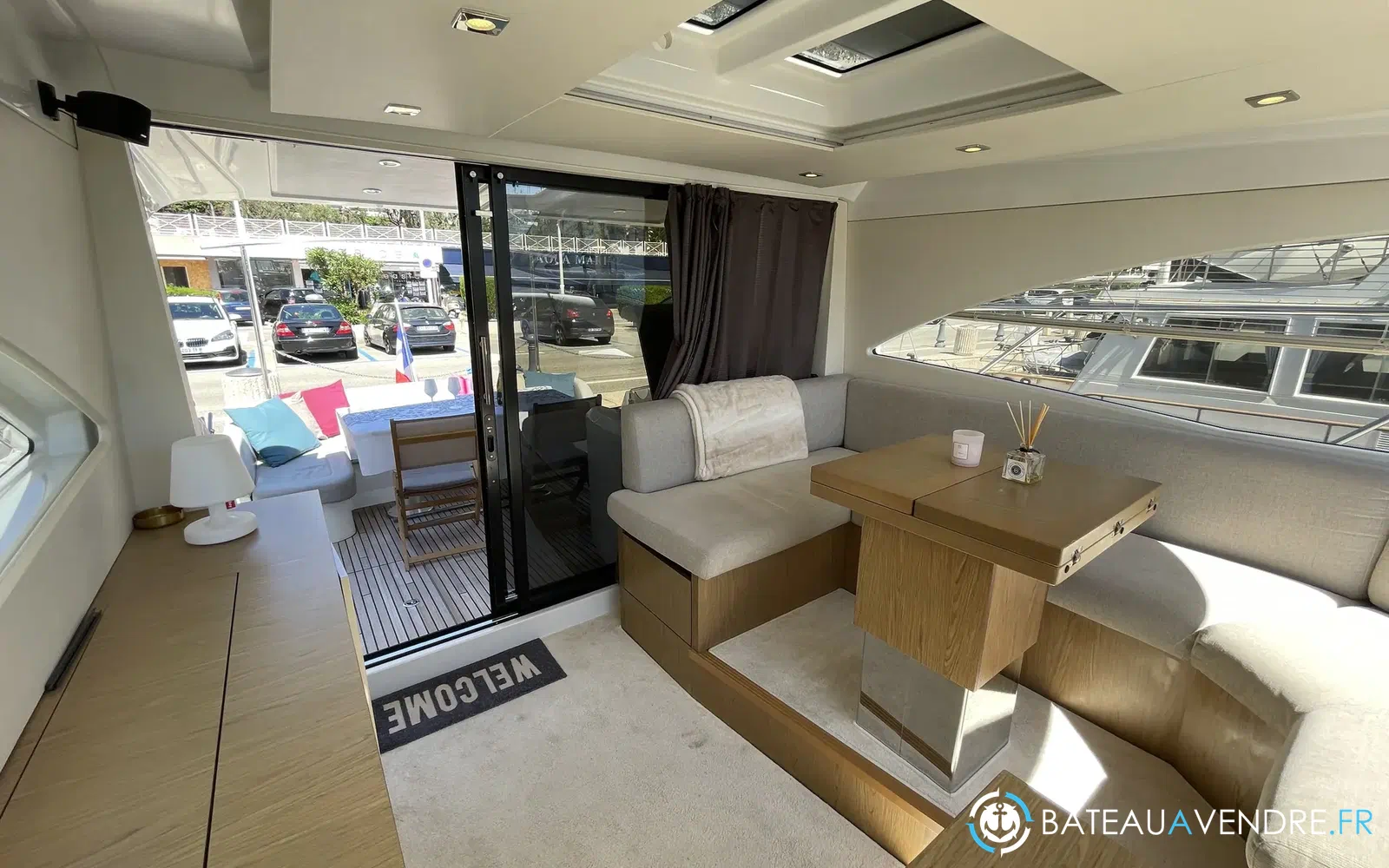 slider 10 Beneteau Gran Turismo 49