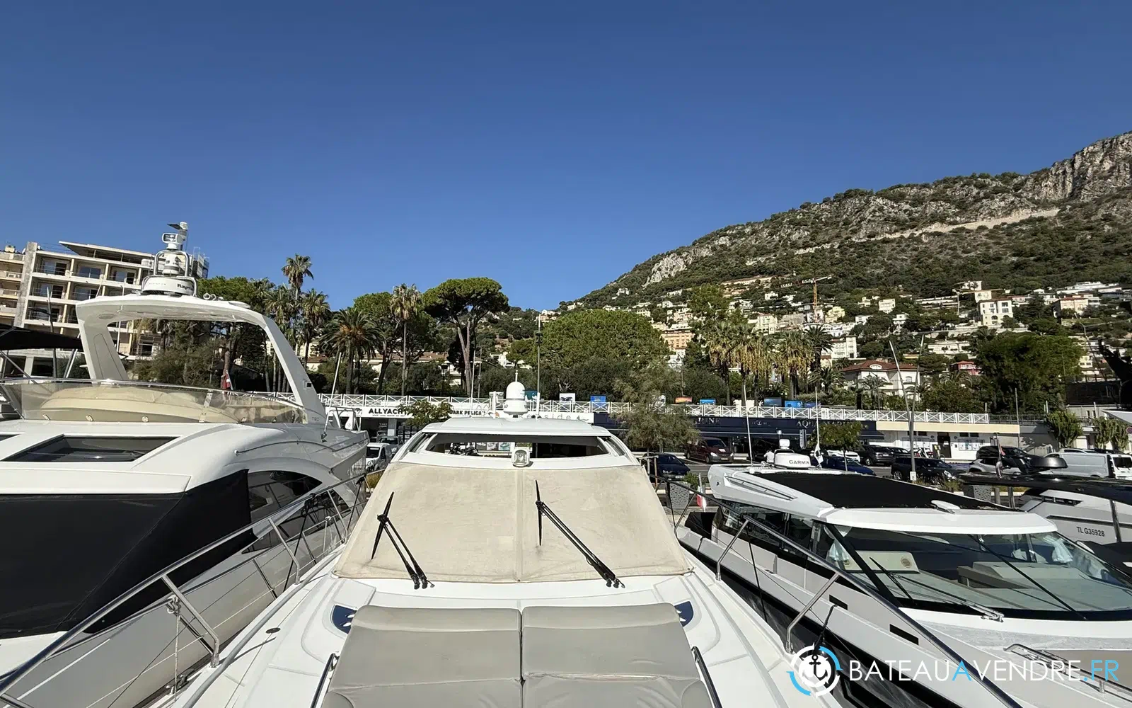 slider 12 Beneteau Gran Turismo 49