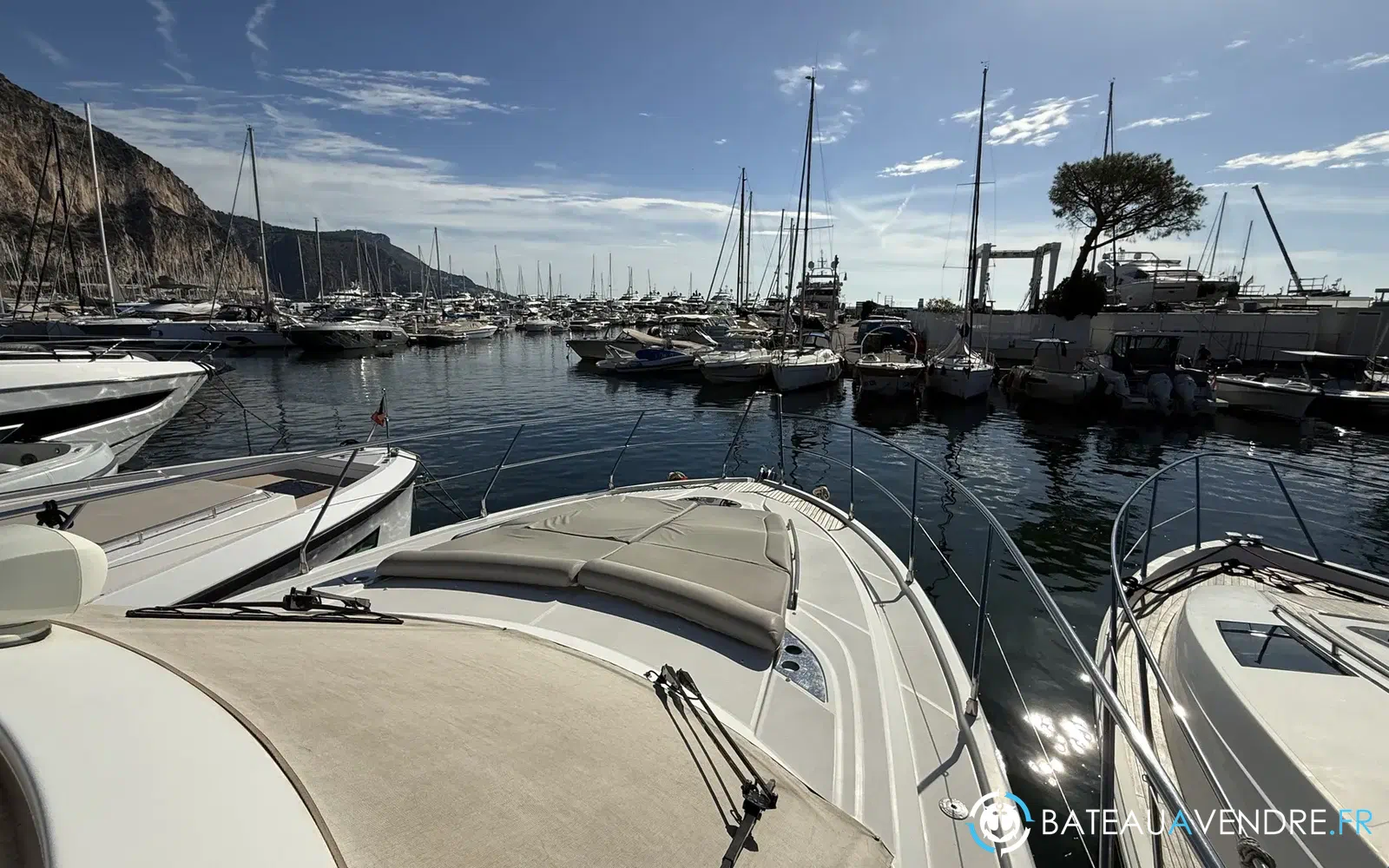 slider 14 Beneteau Gran Turismo 49