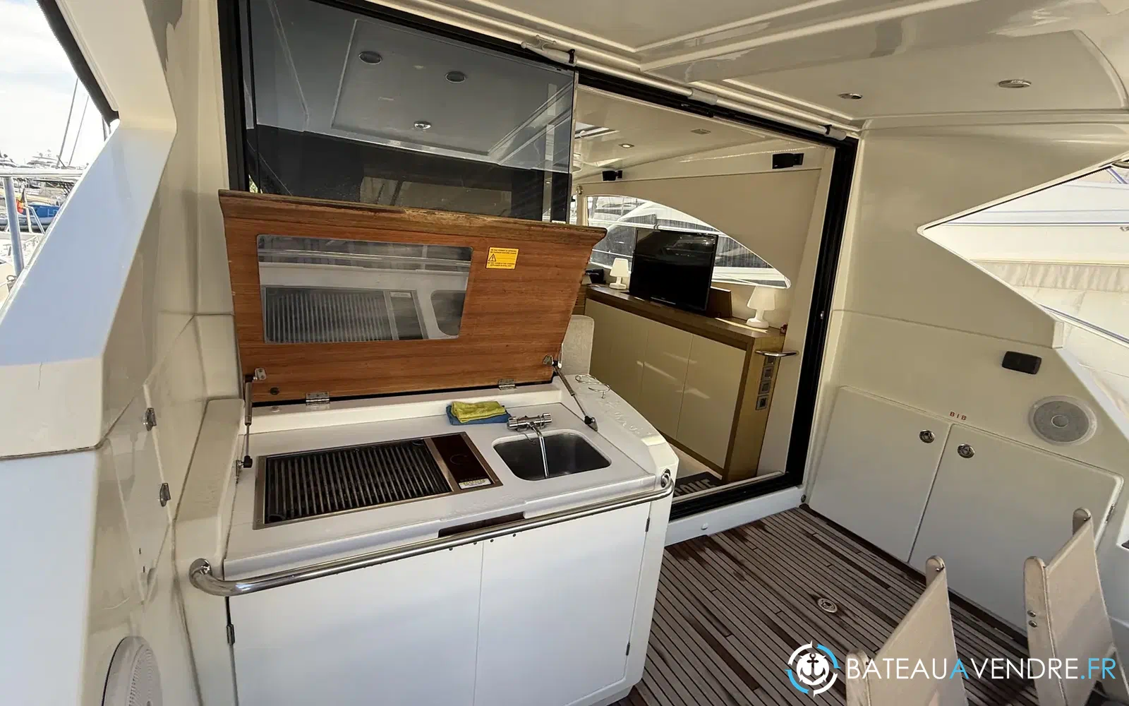 slider 16 Beneteau Gran Turismo 49