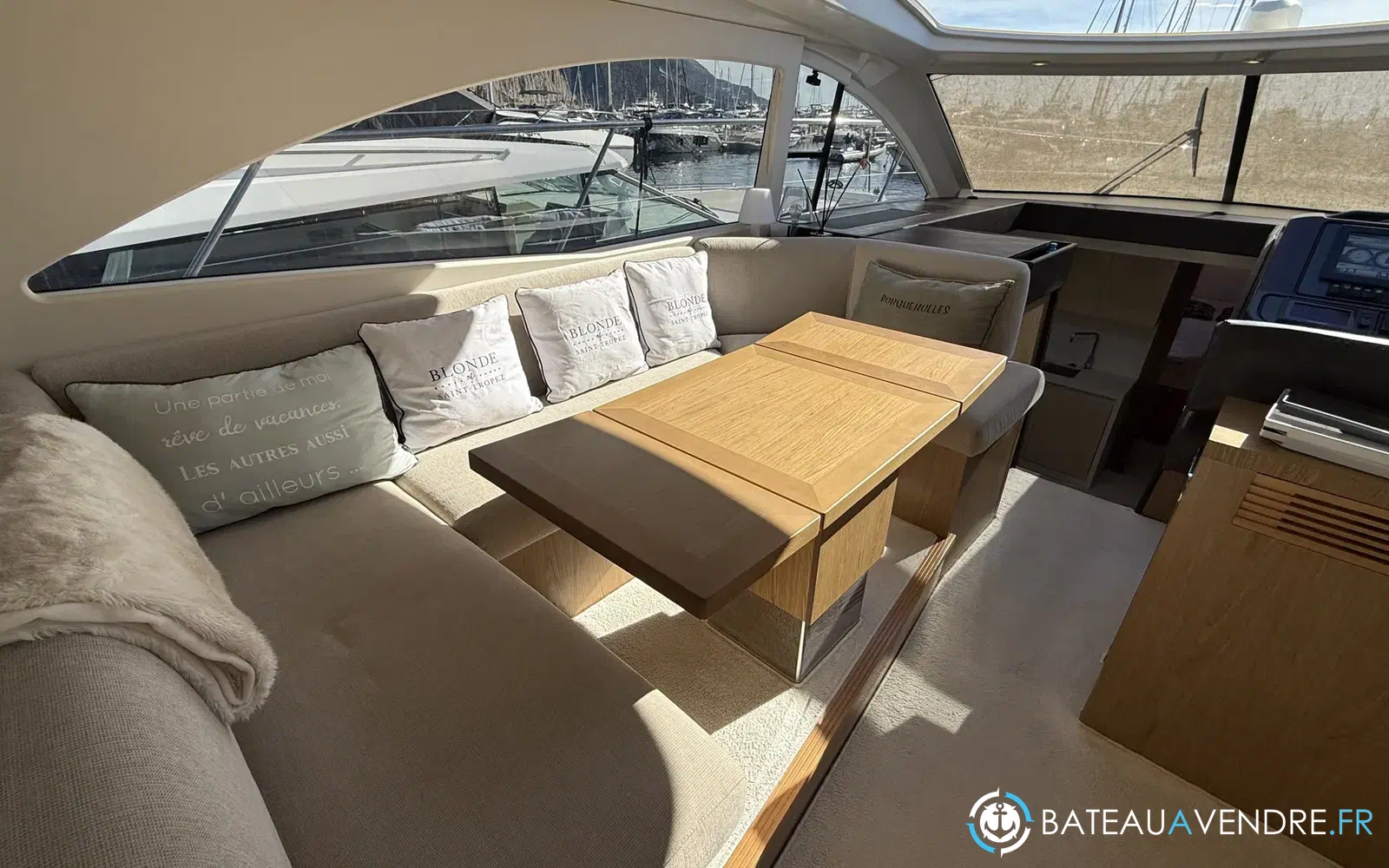 slider 18 Beneteau Gran Turismo 49