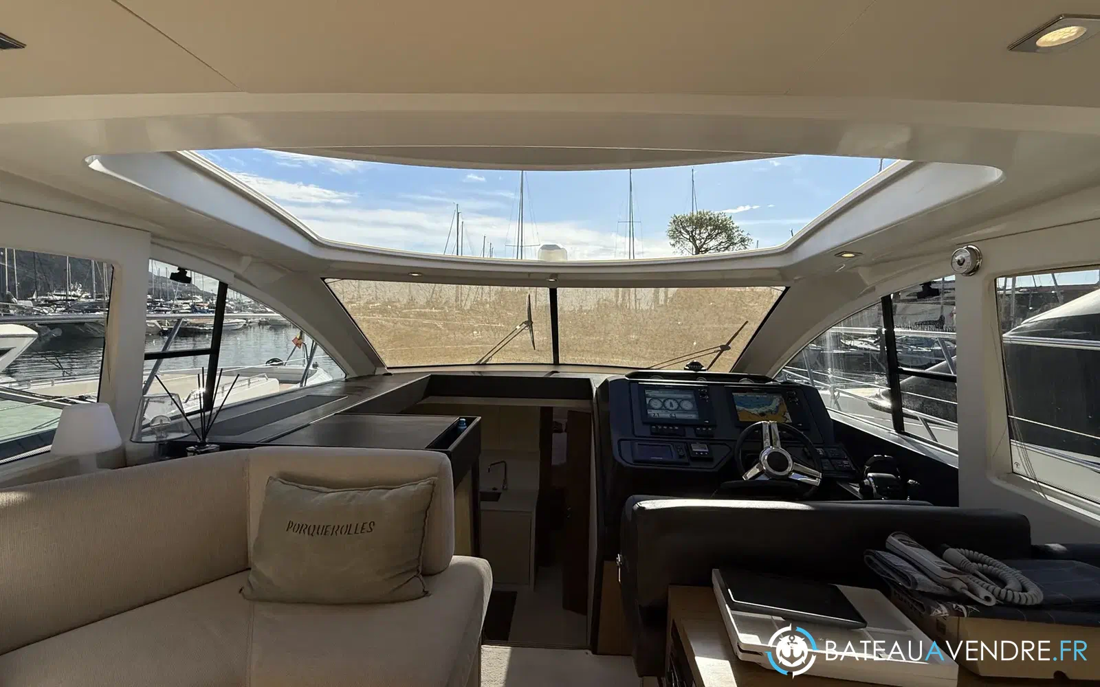slider 22 Beneteau Gran Turismo 49