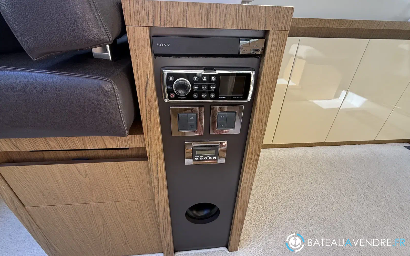 slider 23 Beneteau Gran Turismo 49