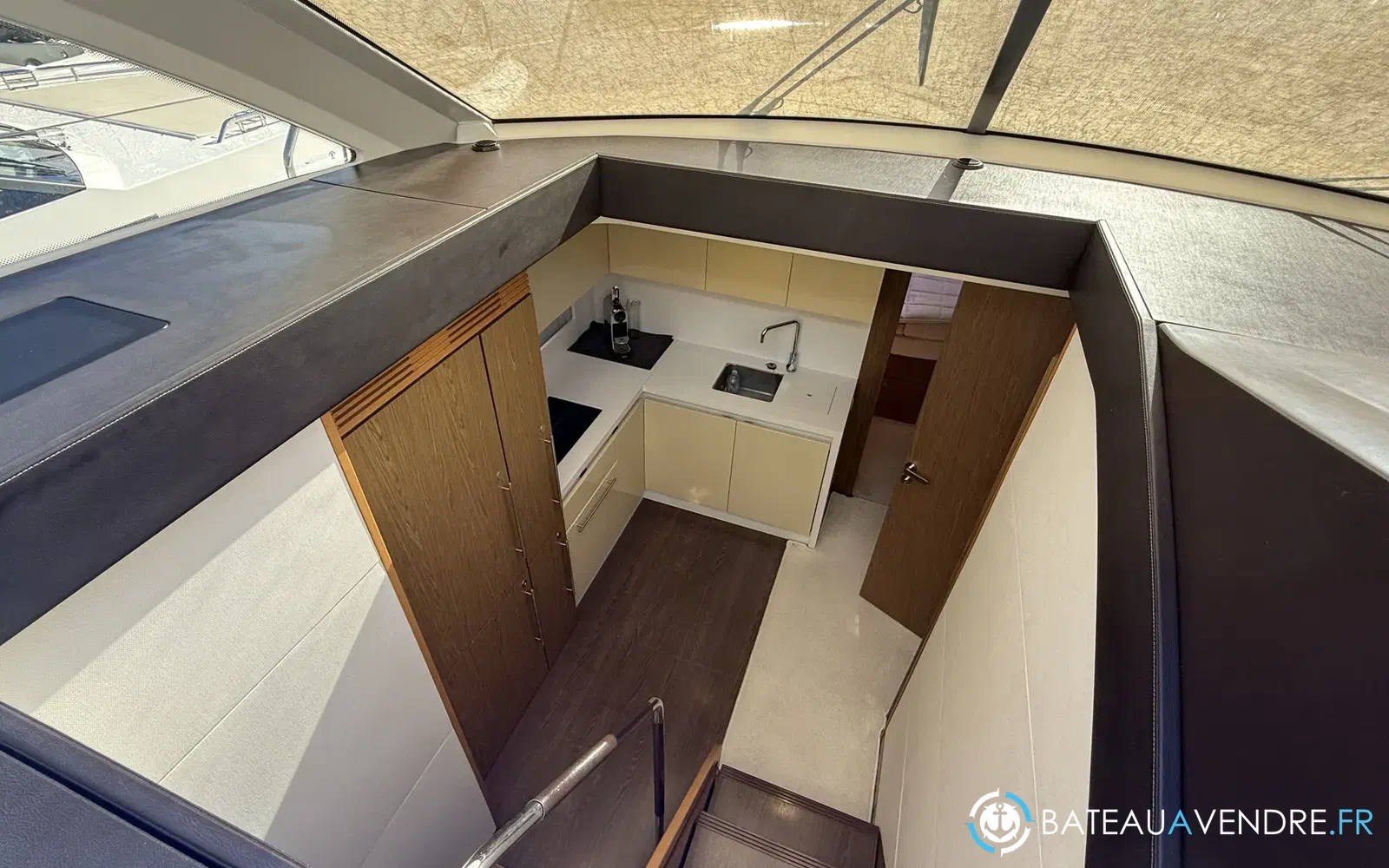 slider 28 Beneteau Gran Turismo 49