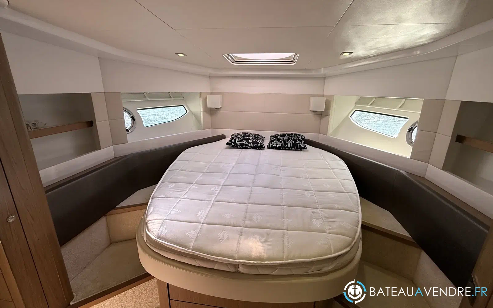 slider 31 Beneteau Gran Turismo 49