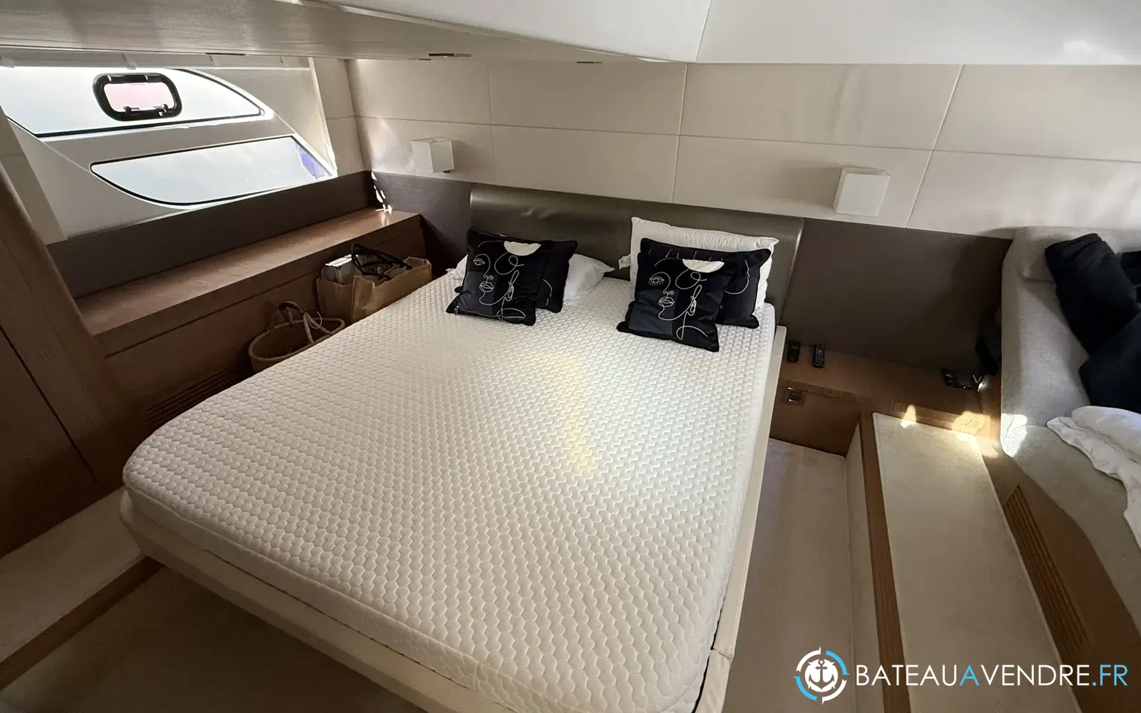 slider 34 Beneteau Gran Turismo 49