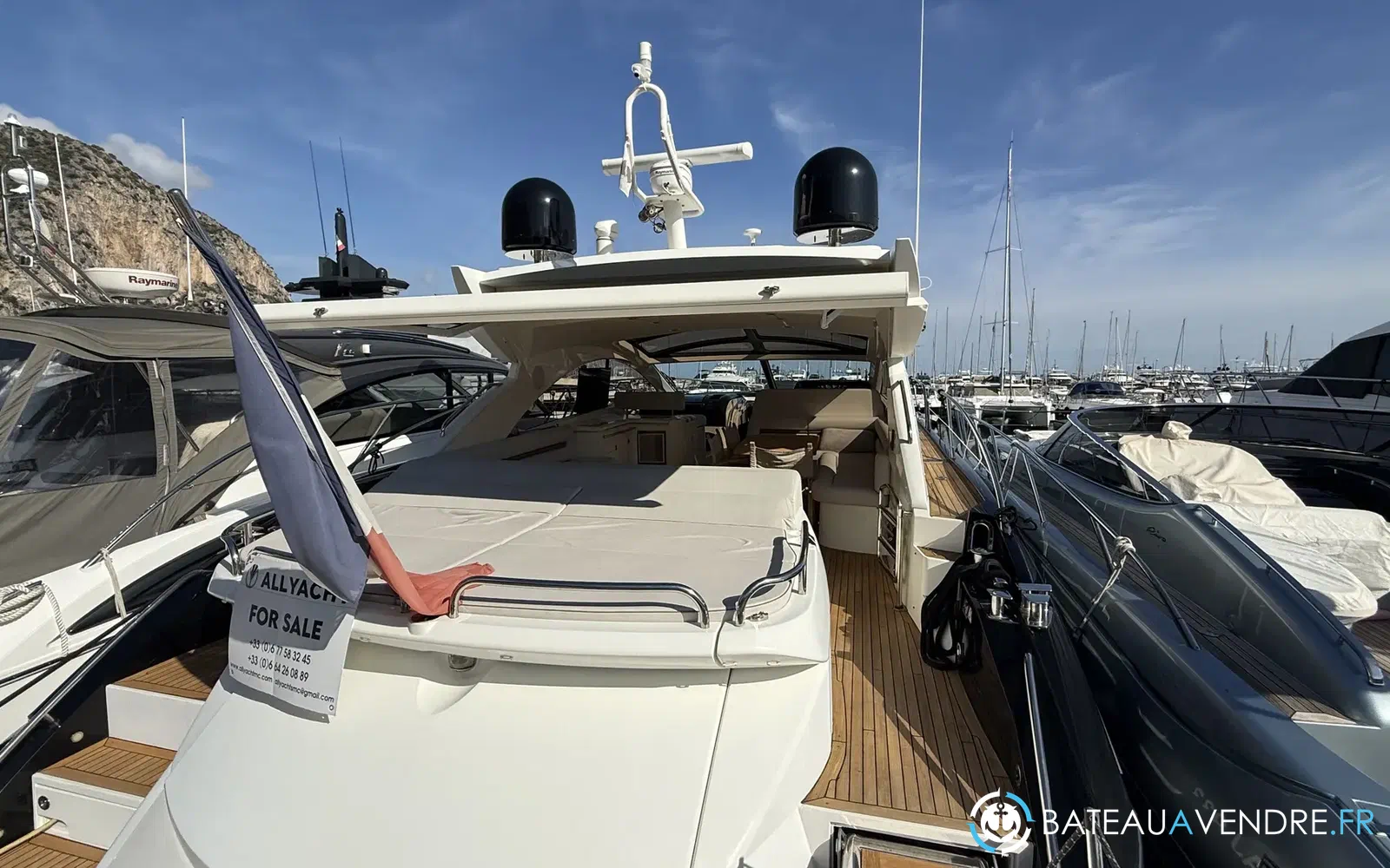 slider 25 Sunseeker Predator 60
