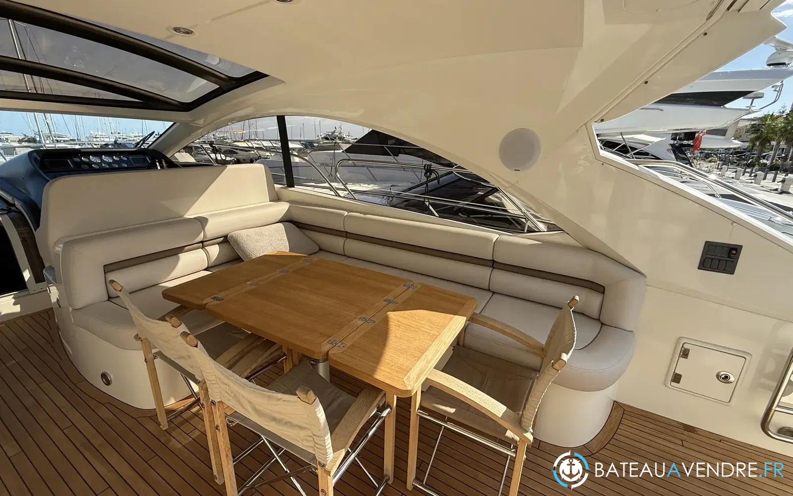 slider 27 Sunseeker Predator 60