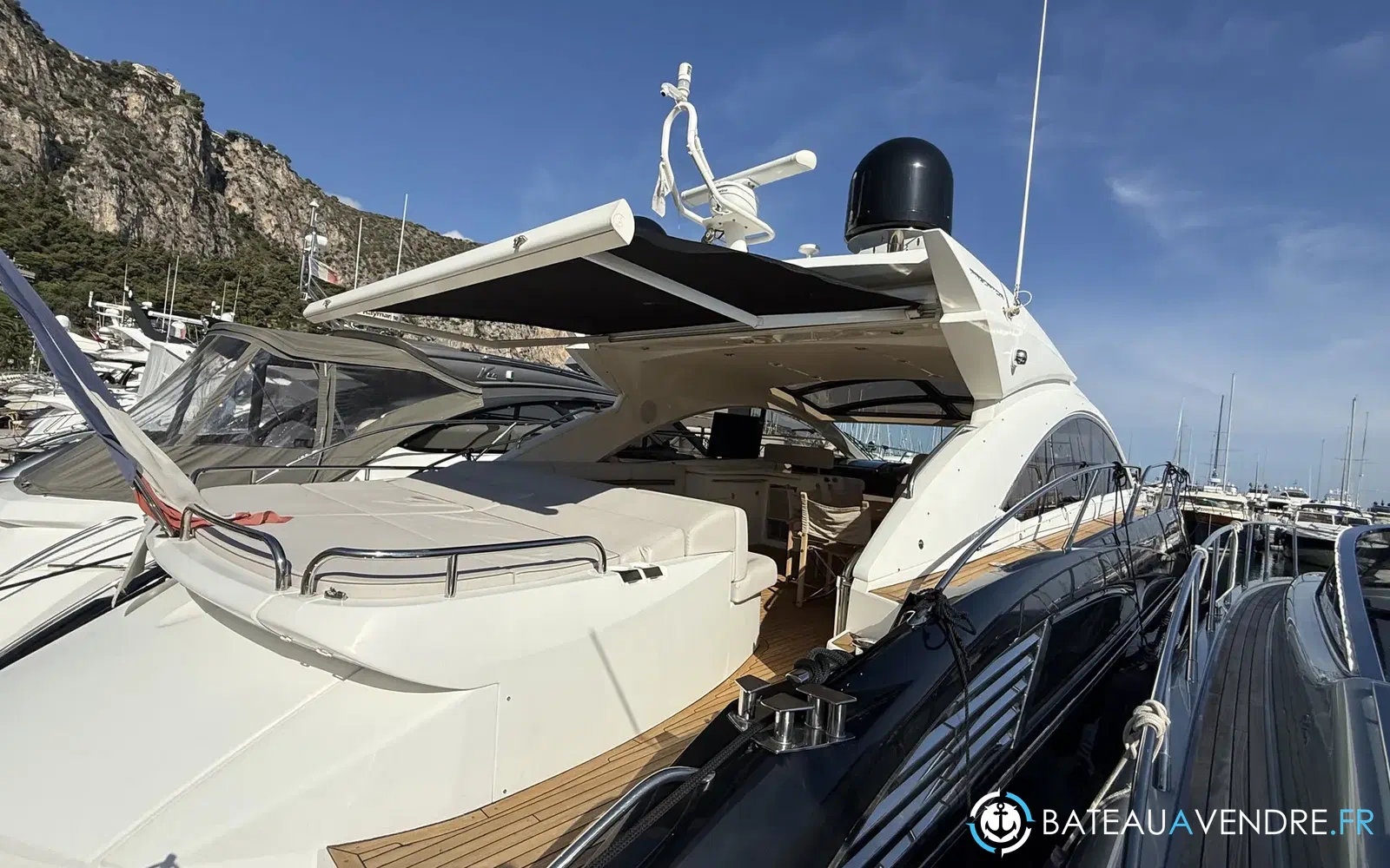 slider 30 Sunseeker Predator 60