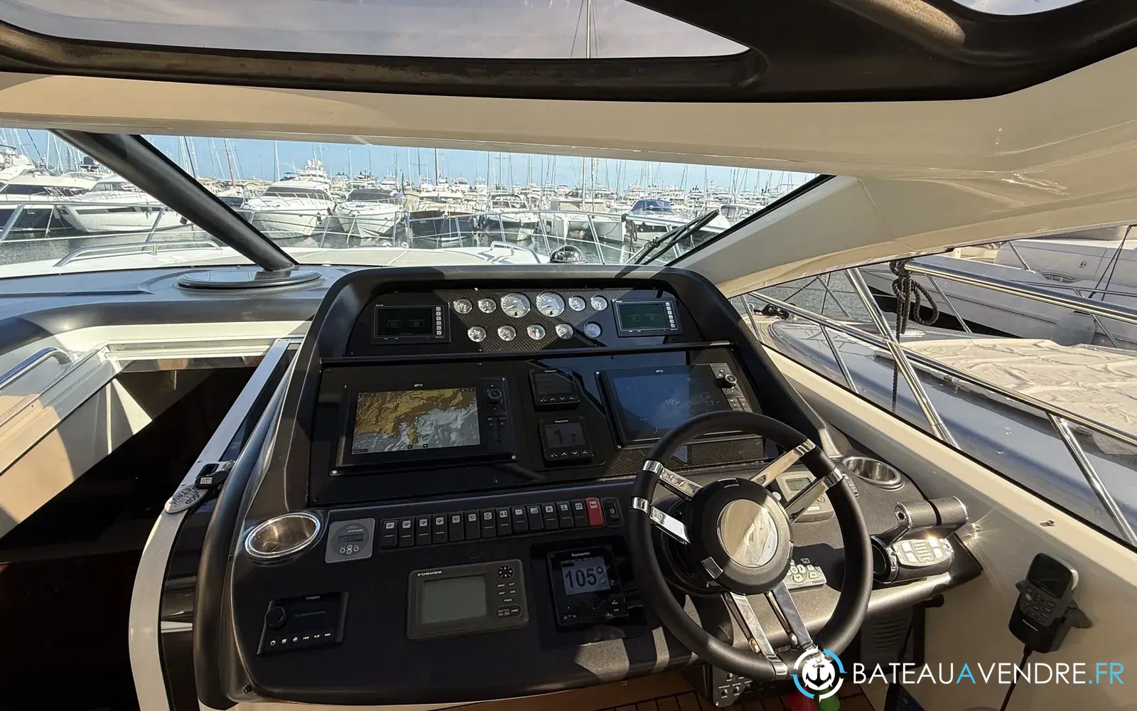 slider 7 Sunseeker Predator 60