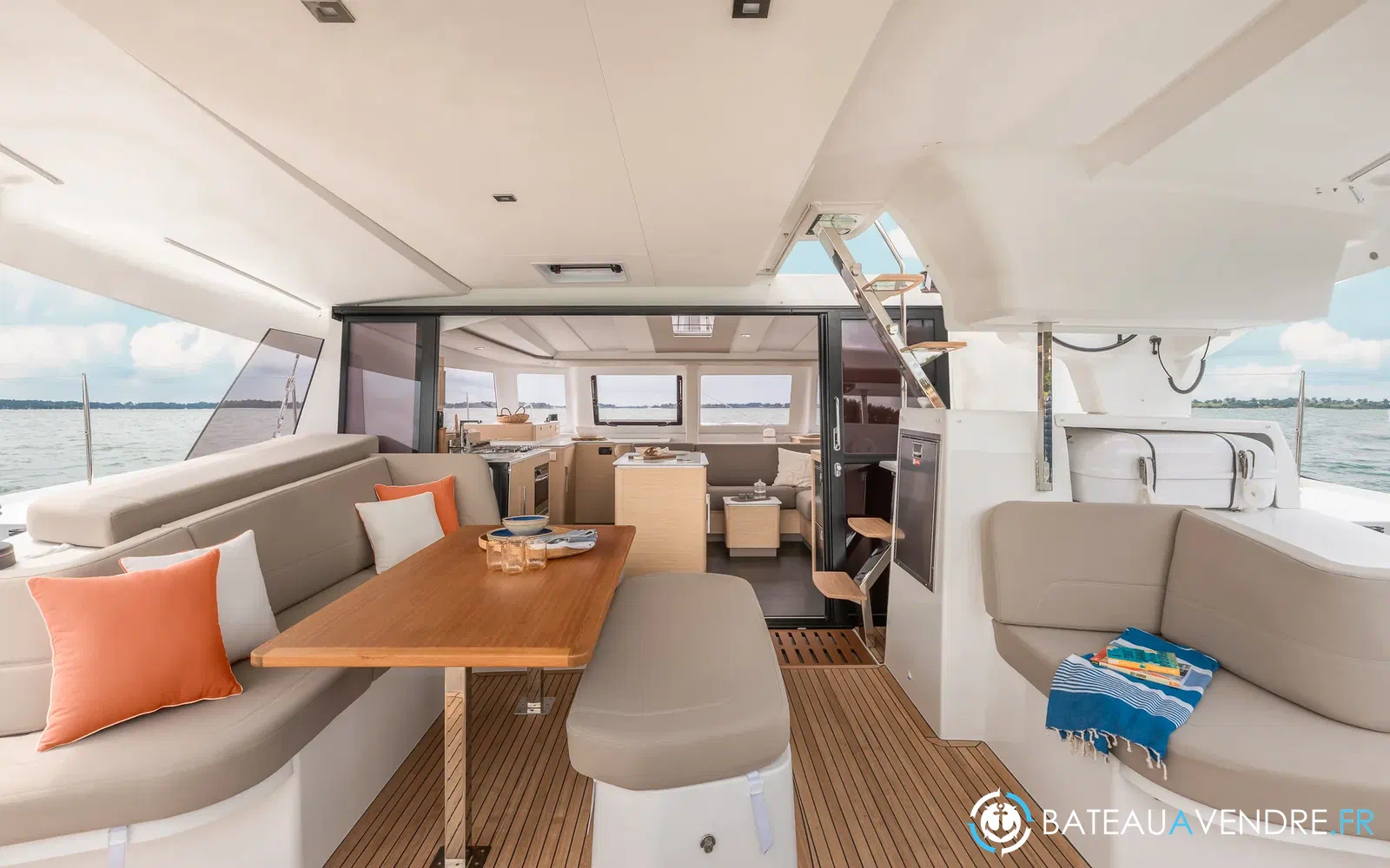 slider 53 Fountaine Pajot Lipari 41
