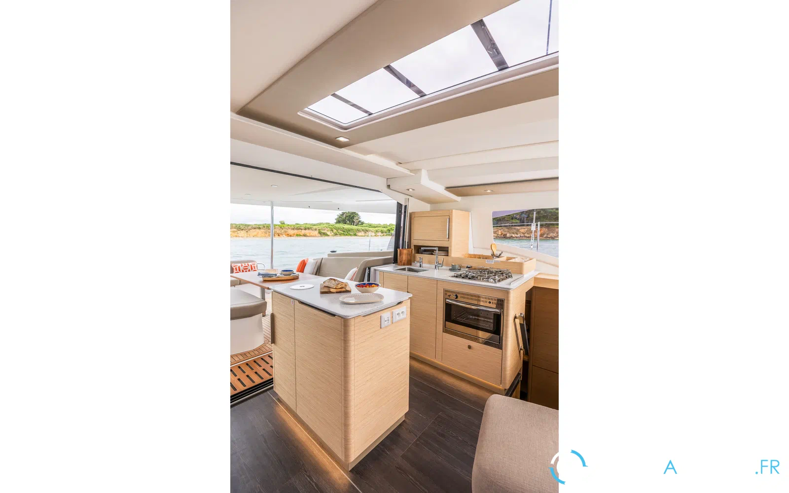 slider 57 Fountaine Pajot Lipari 41