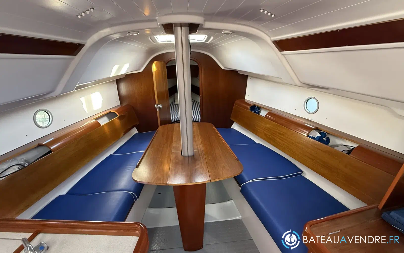 slider 6 Beneteau First 300 Spirit