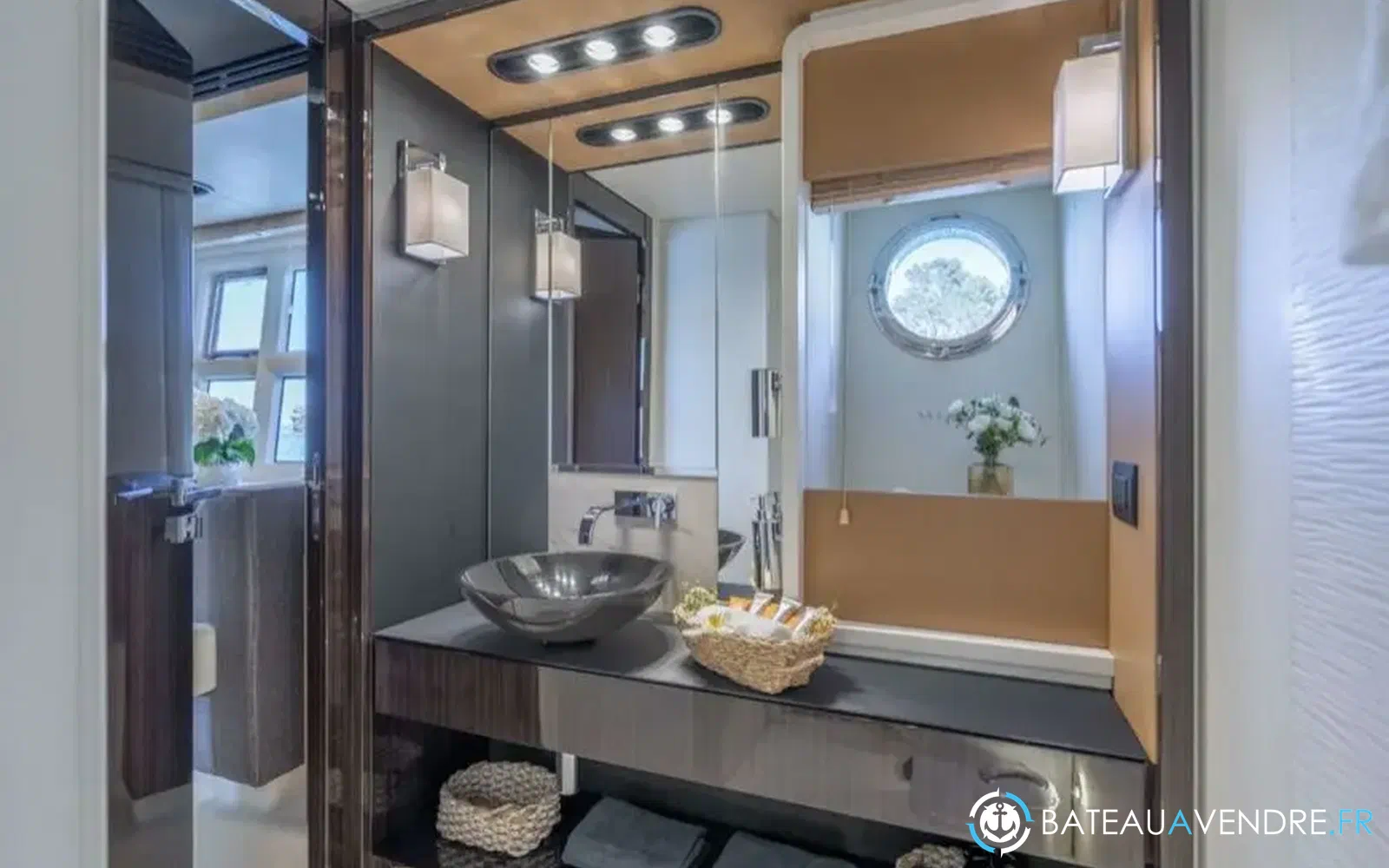 slider 18 Azimut 77 S