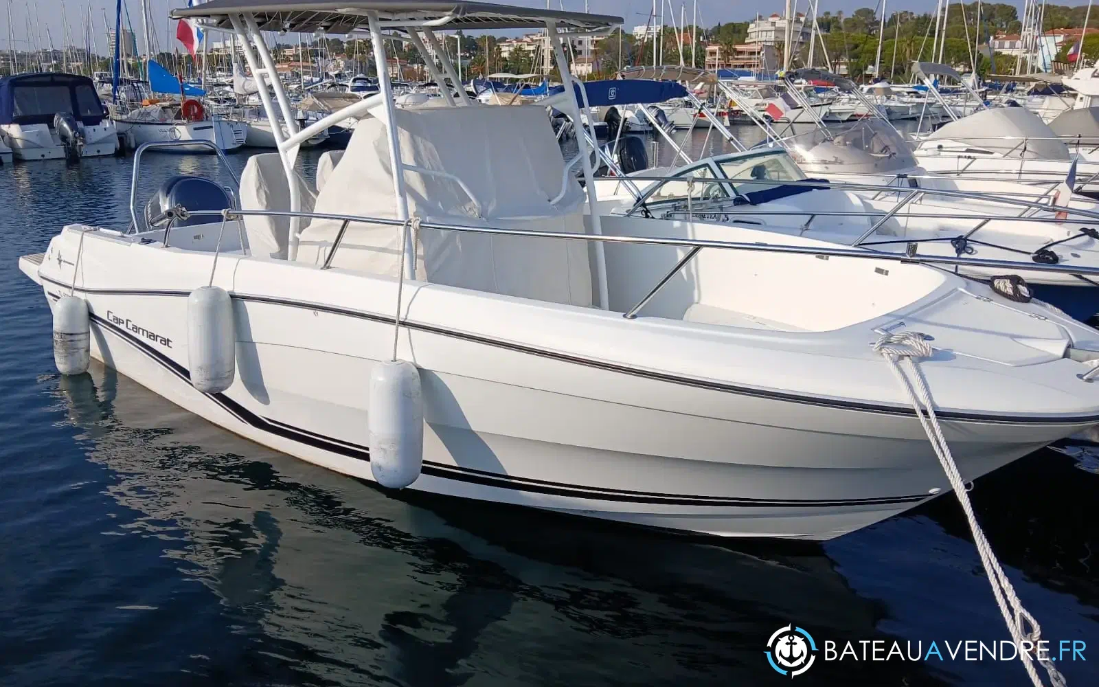 slider 7 Jeanneau Cap Camarat