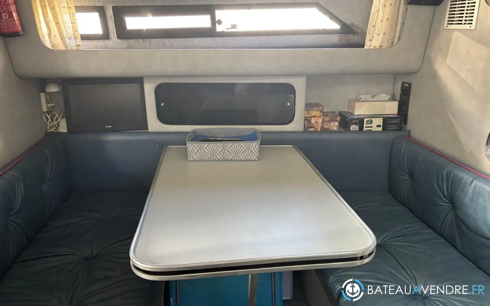 slider 12 Chris Craft Amerosport 320
