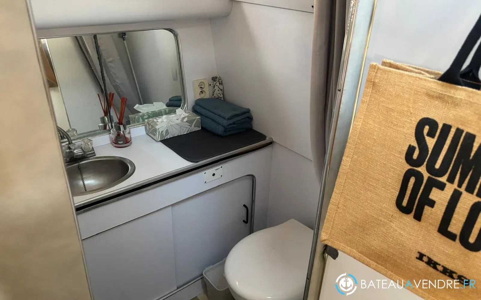 slider 8 Chris Craft Amerosport 320