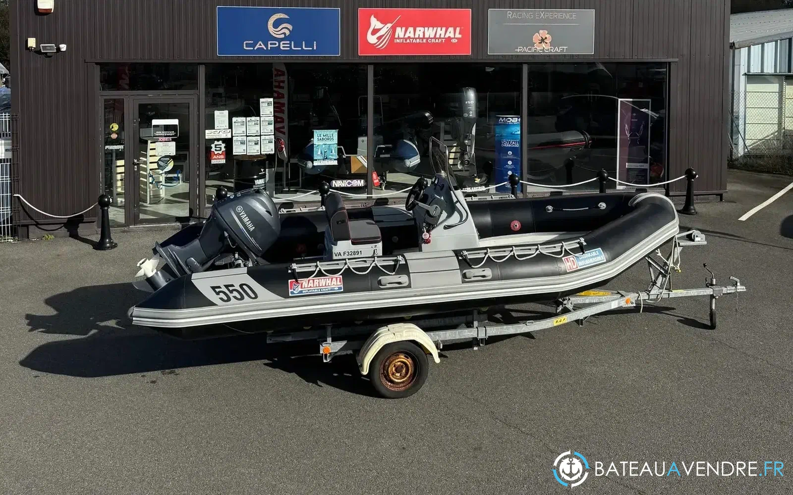 slider 0 Narwhal HD 550