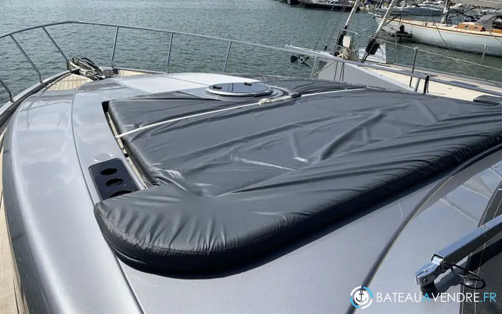 slider 17 Pershing 62