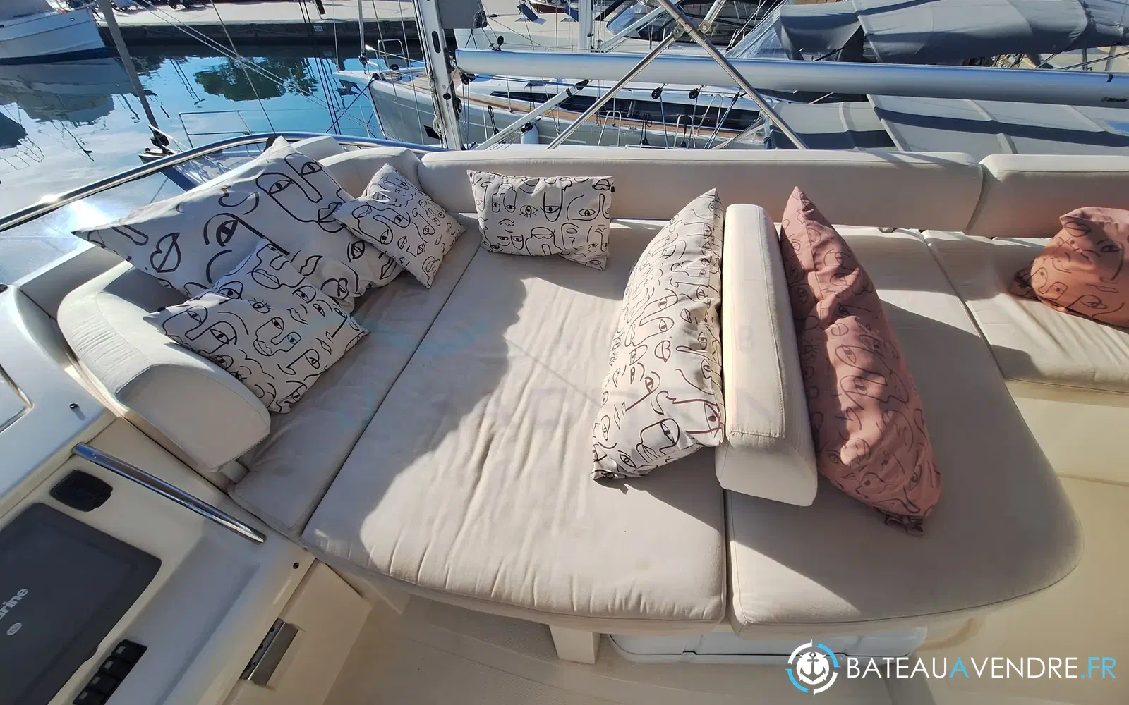 slider 5 Azimut 47