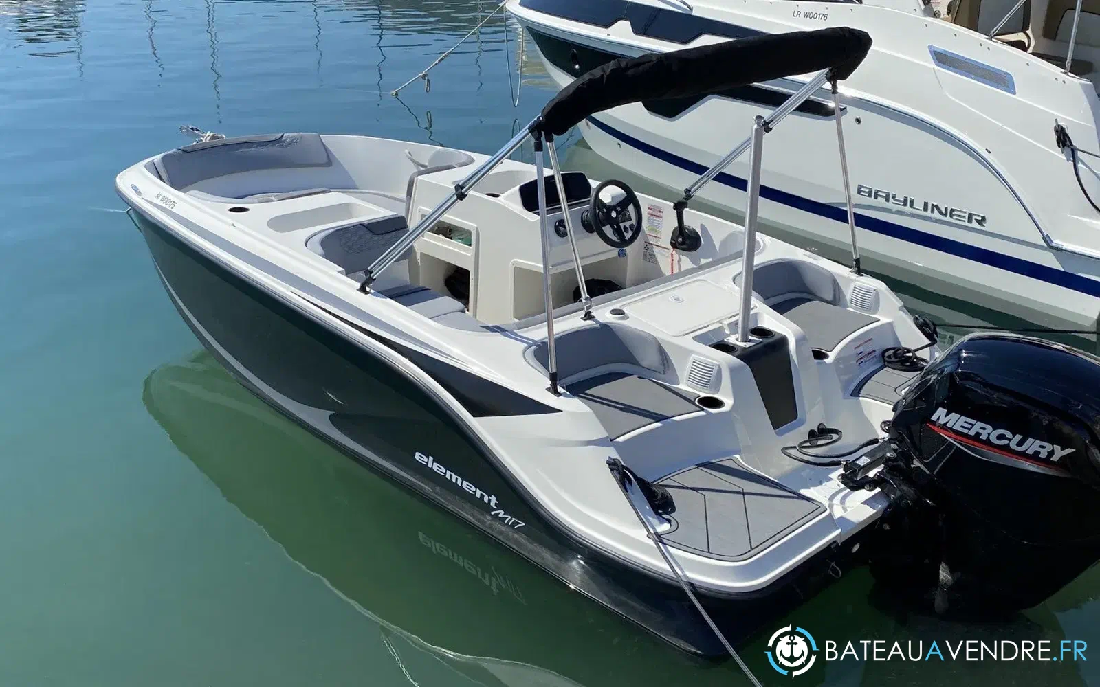 slider 0 Bayliner Element M17