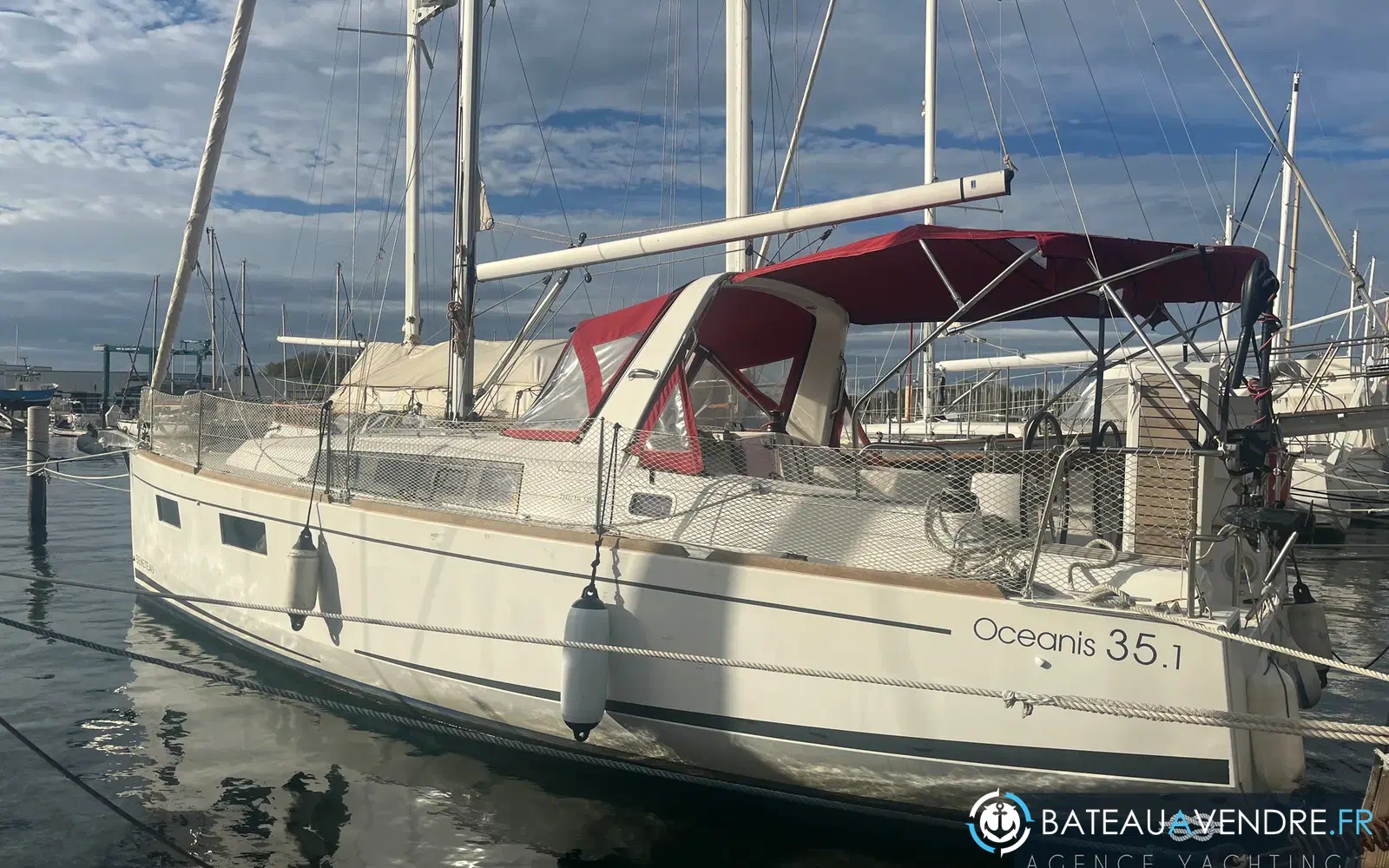 slider 0 Beneteau Oceanis 35.1