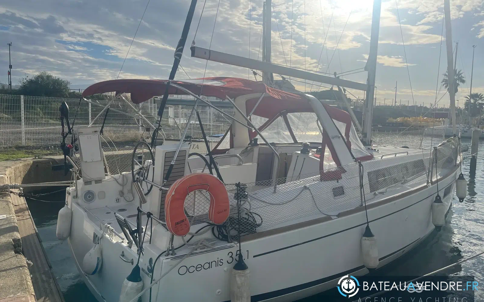 slider 3 Beneteau Oceanis 35.1