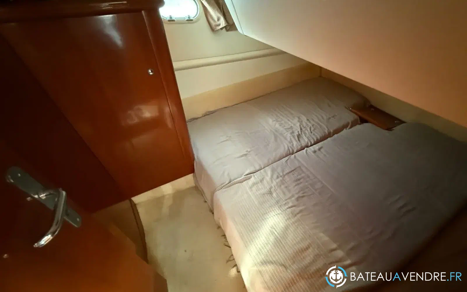 slider 28 Jeanneau Prestige 36