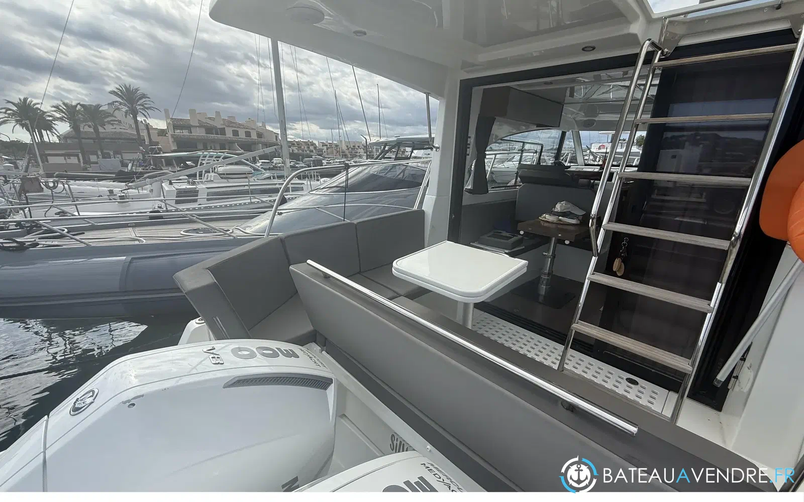 slider 4 Beneteau Antares 11