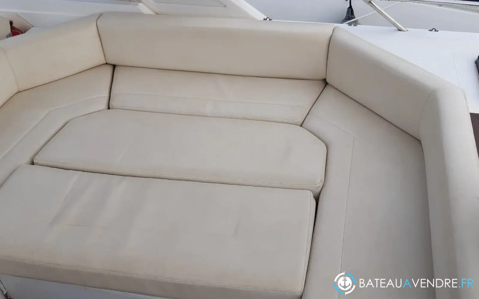 slider 13 Sunseeker Travado 40