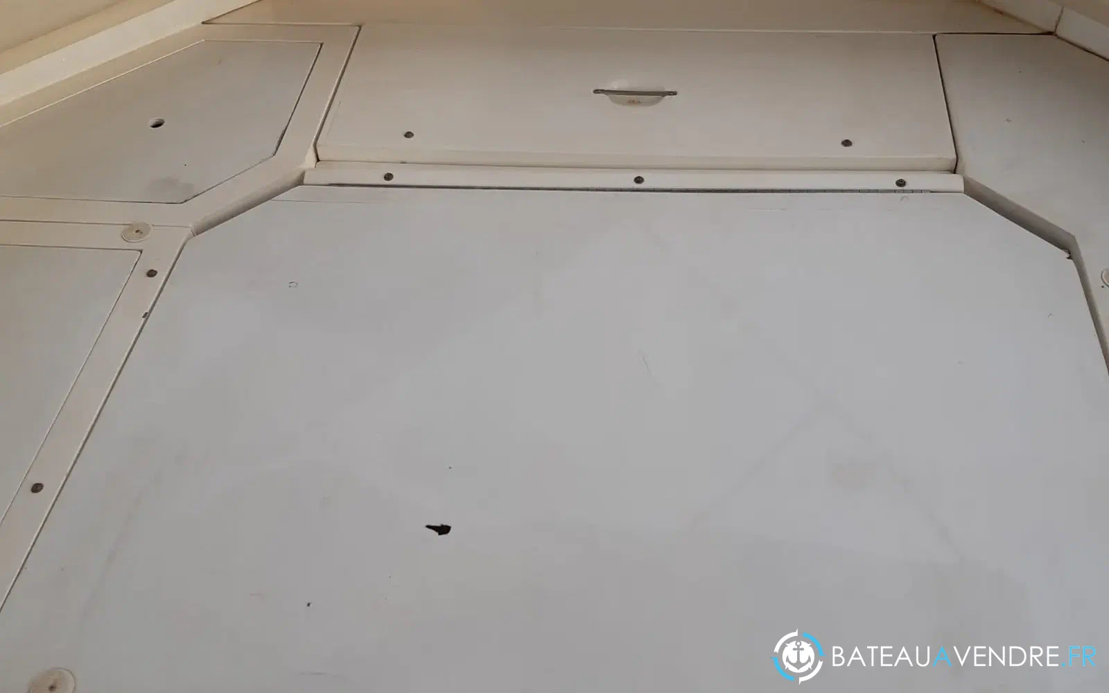 slider 20 Sunseeker Travado 40