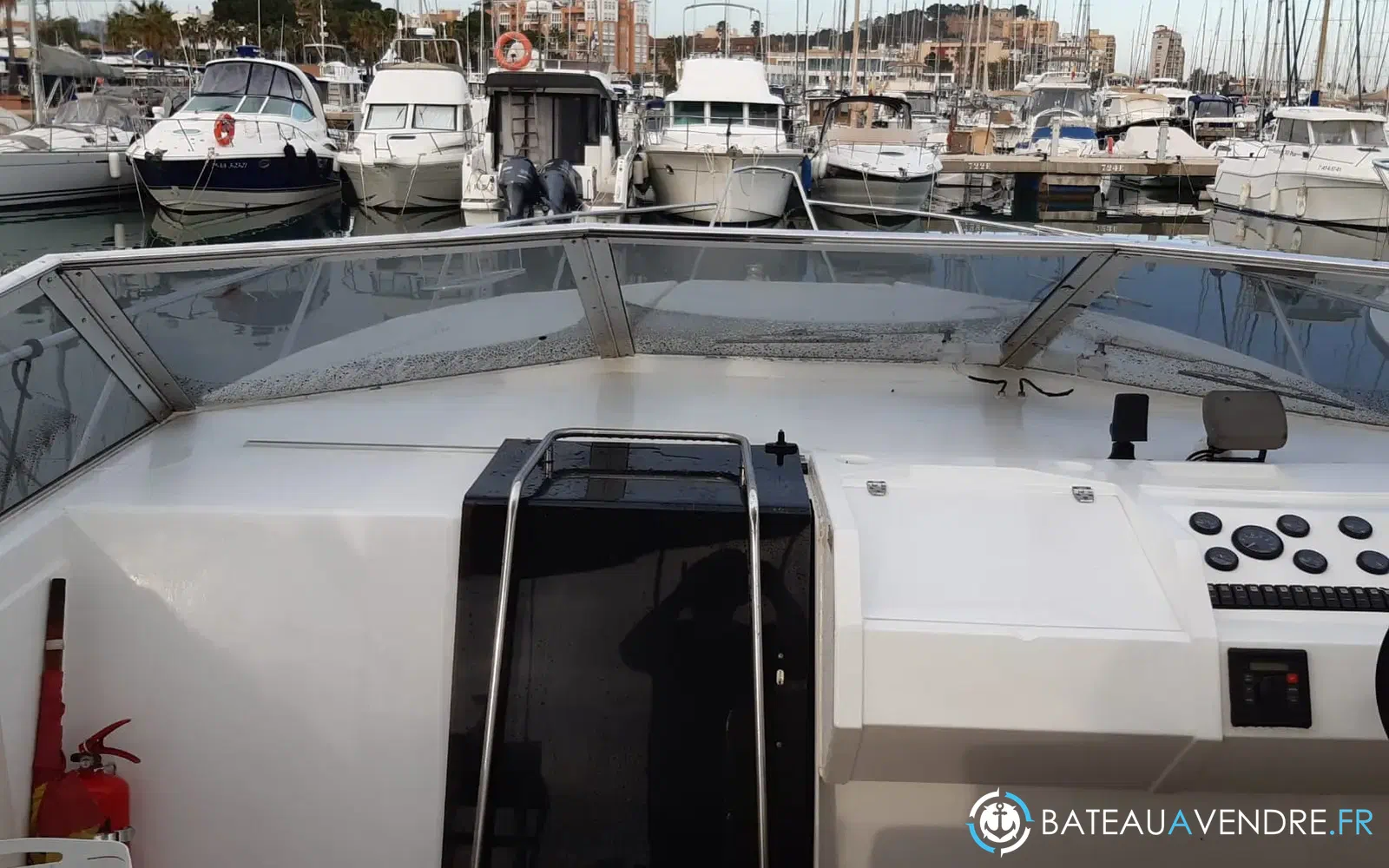 slider 8 Sunseeker Travado 40