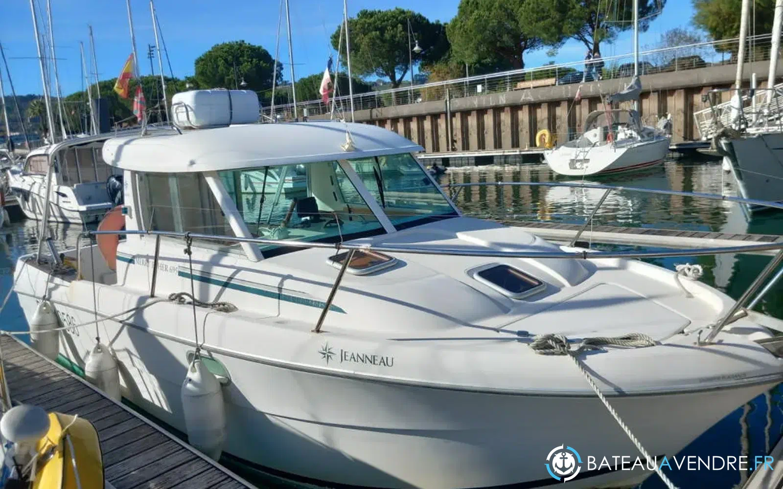 slider 1 Jeanneau Merry Fisher 695