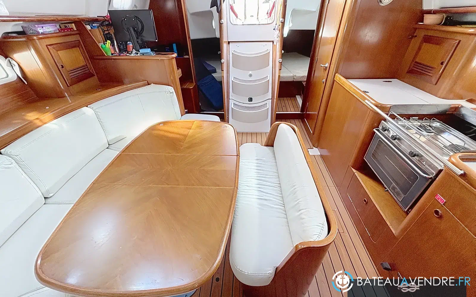 slider 10 Beneteau Oceanis 411