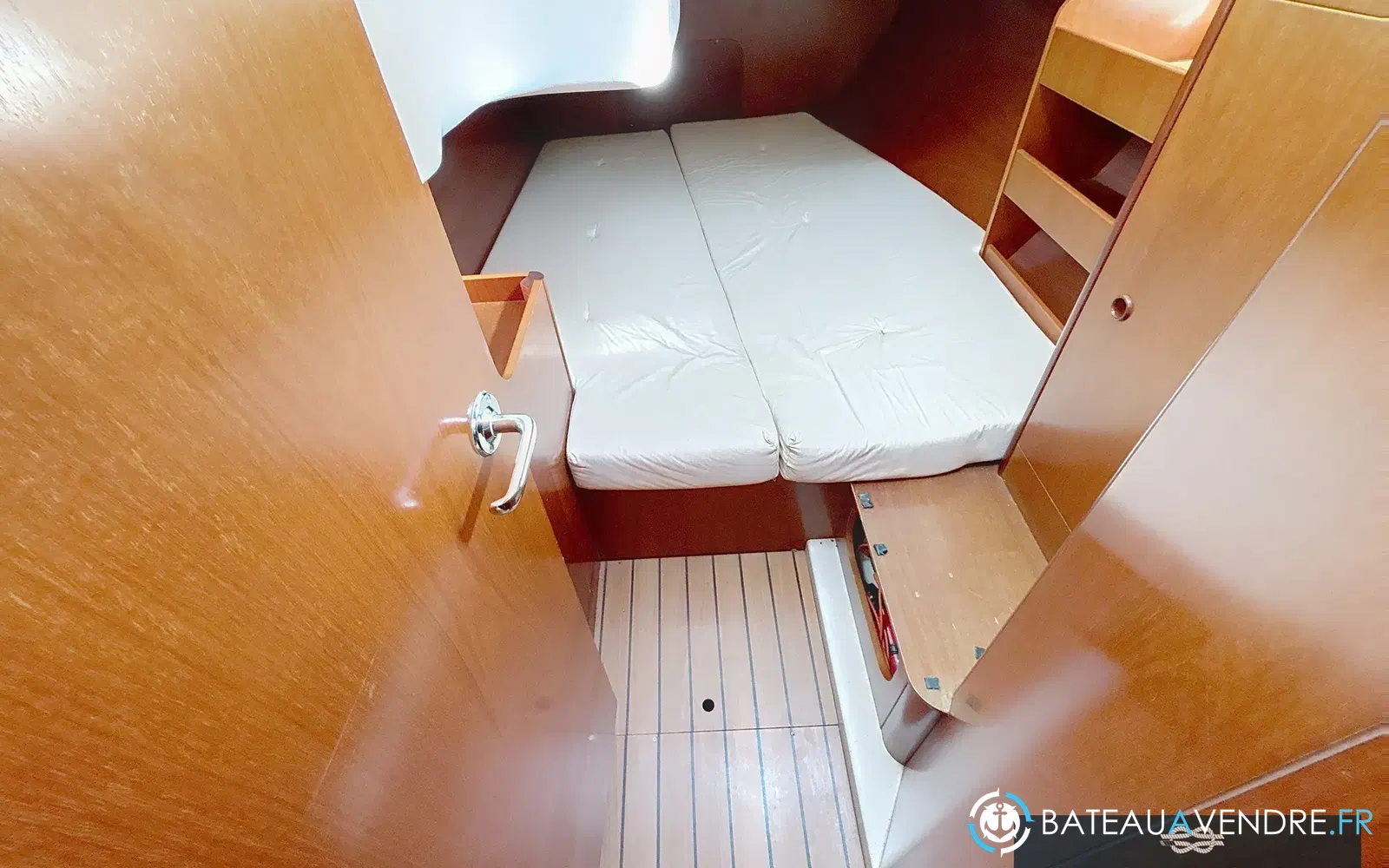 slider 15 Beneteau Oceanis 411