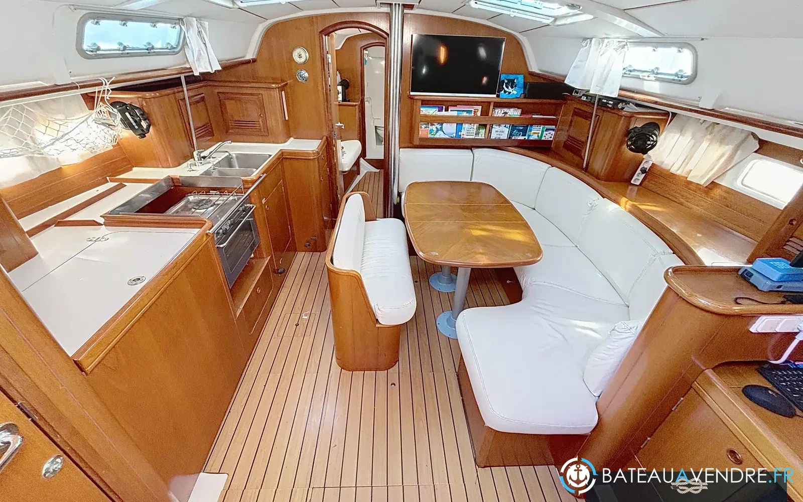slider 1 Beneteau Oceanis 411