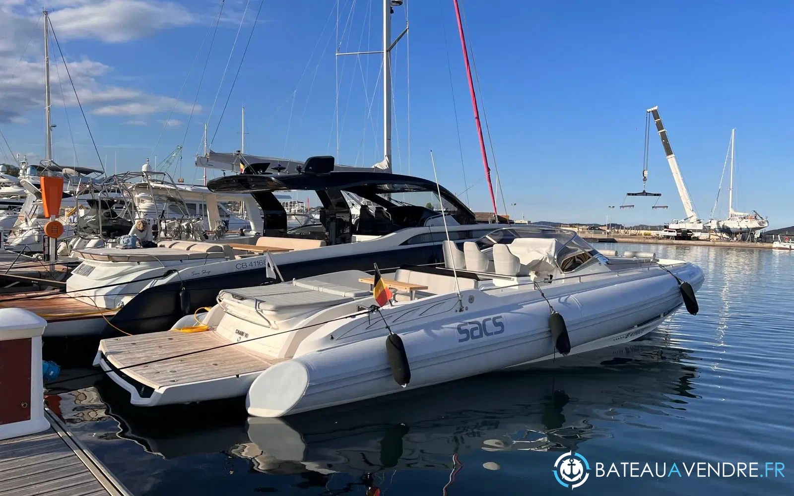 slider 16 Sacs Rebel 47