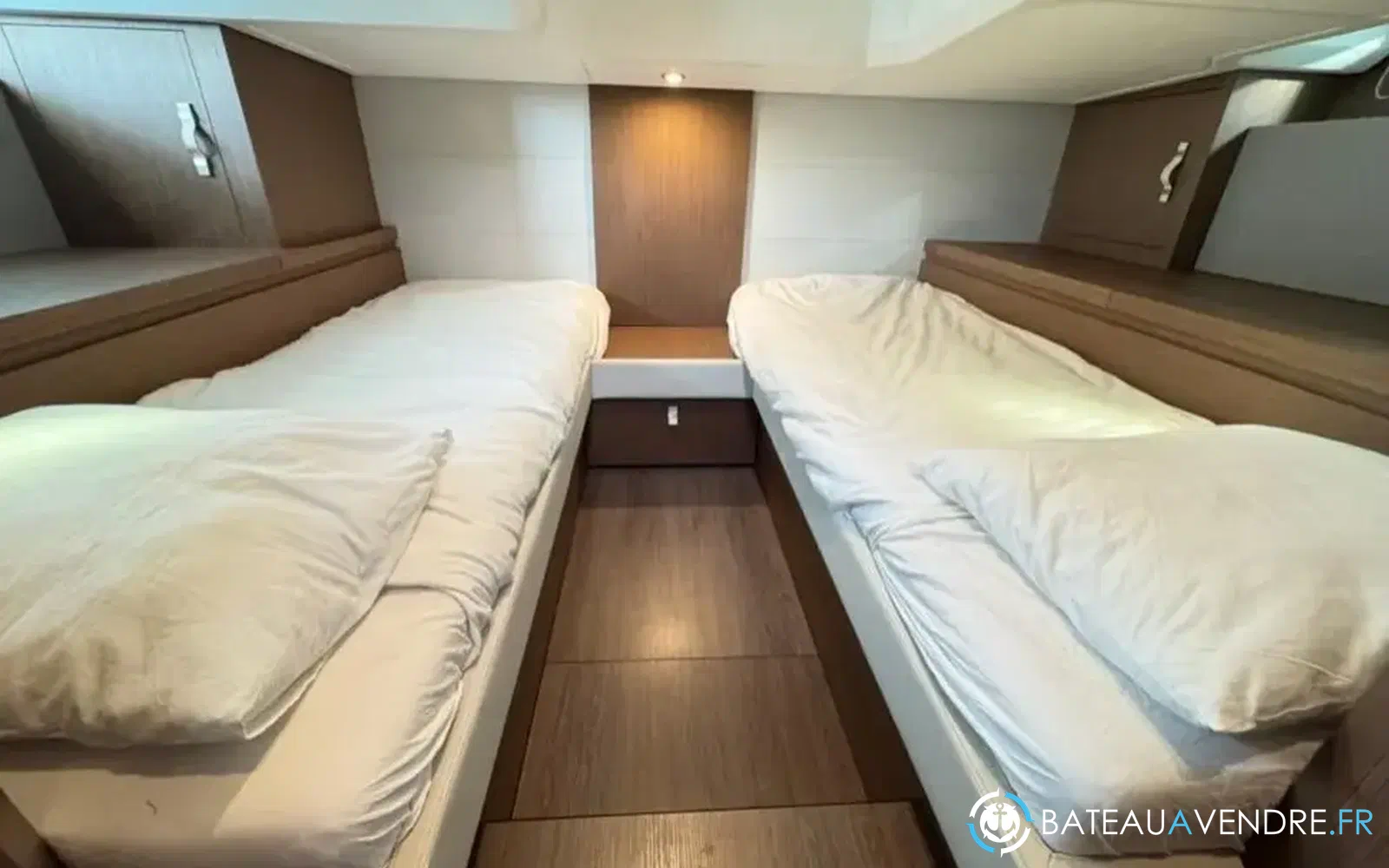 slider 10 Beneteau Gran Turismo 40