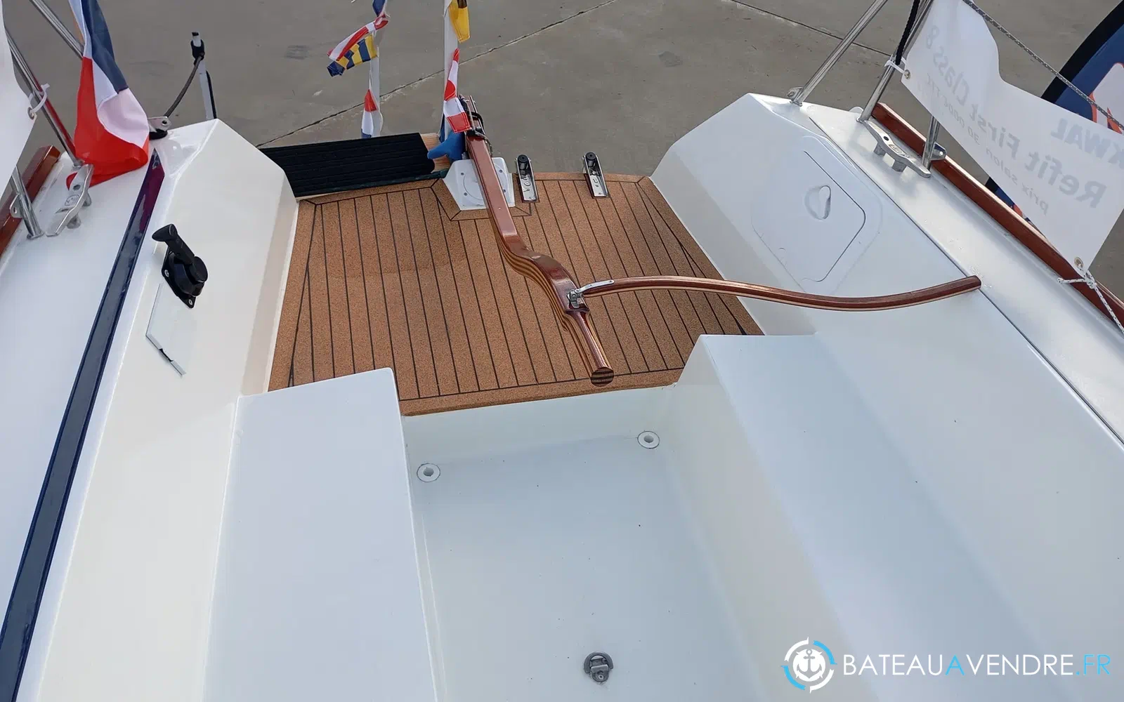slider 8 Beneteau First Classe 8