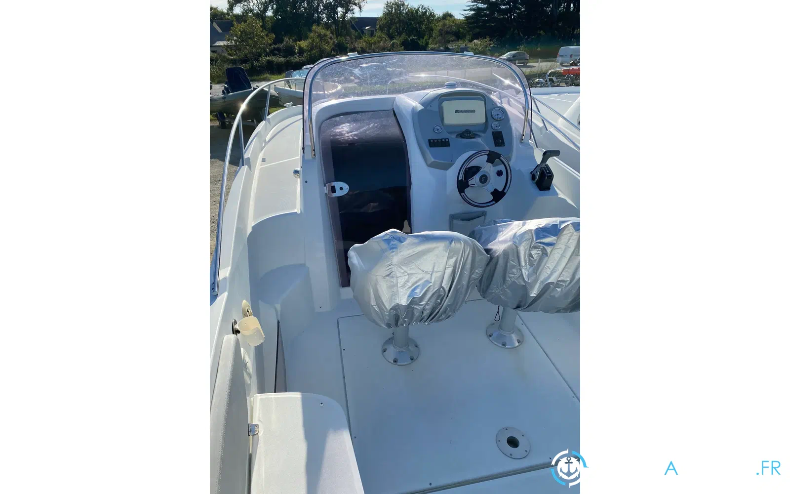 slider 1 Beneteau Flyer 750 Sun Deck