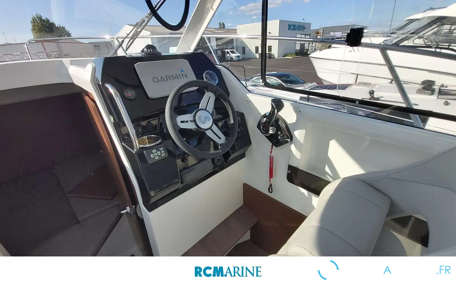 slider 13 Beneteau Antares 8 OB V2