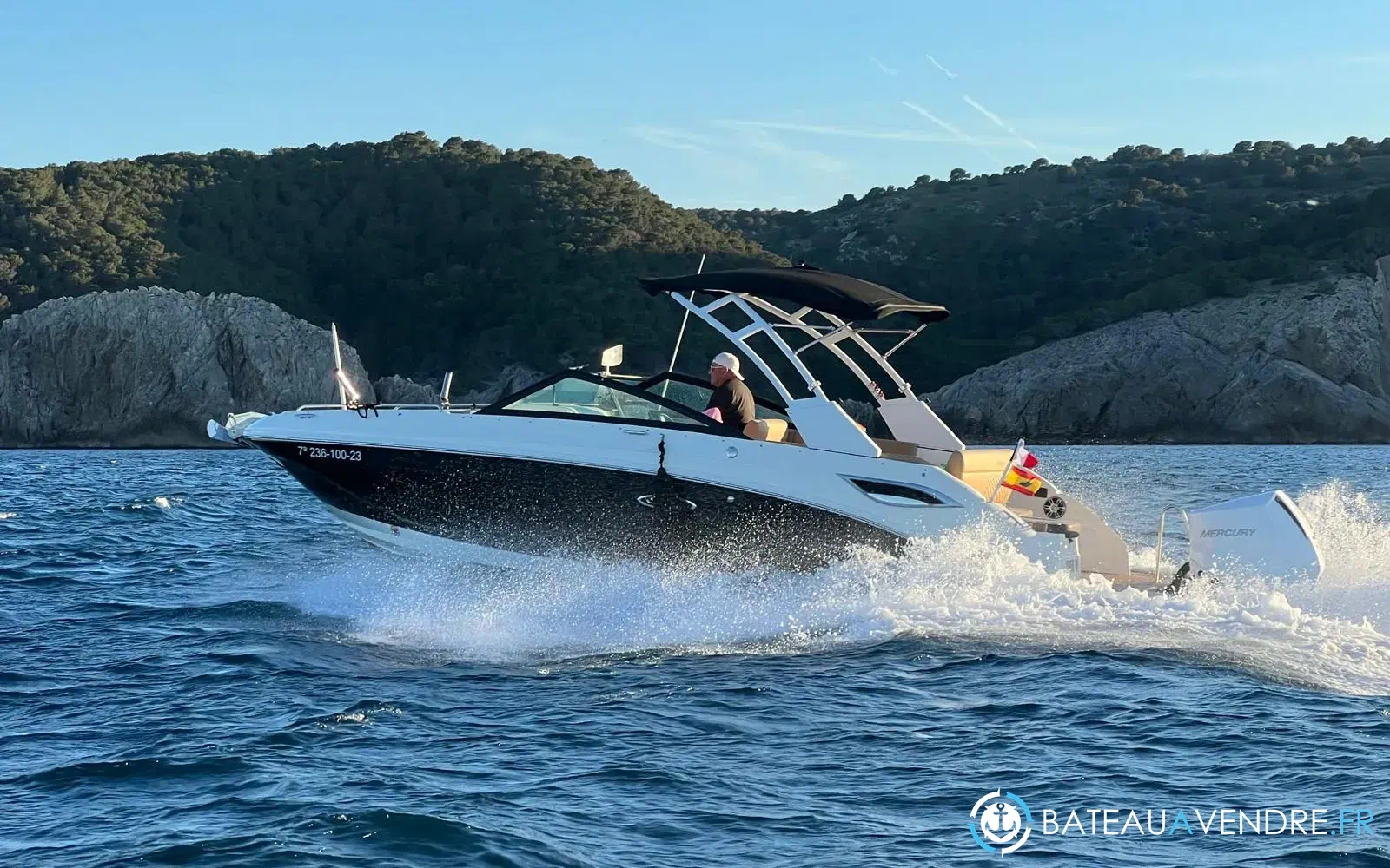 slider 9 Sea Ray 250 SDXE